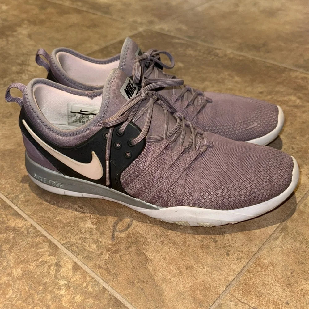 Nike Free Training shoes—Size 10 - Picture 2 of 5